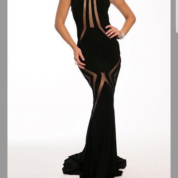 Black formal dress - Picture 2 of 4